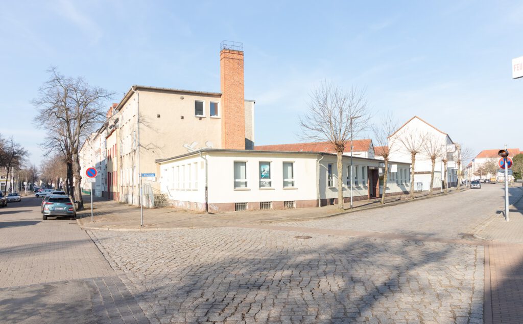 Ansicht Gesamt Gebäude Kopie